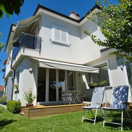 Marena 4*